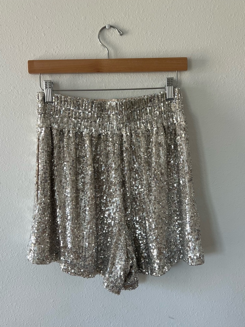 GENERATION LOVE | Sequin Serafina Open Blazer and Pull On Shorts Set | M/L - Picture 5 of 6
